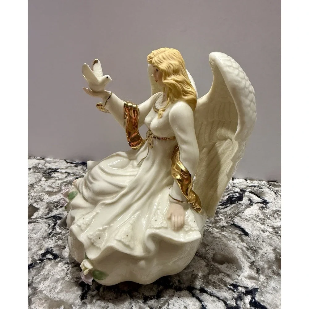 Classic Treasures Porcelain Angel with White Dove Musical Figurine 6.5